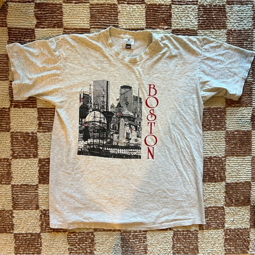 Vintage 80s 90s Distressed Heather Grey Graphic T Shirt Boston Red Black Lee